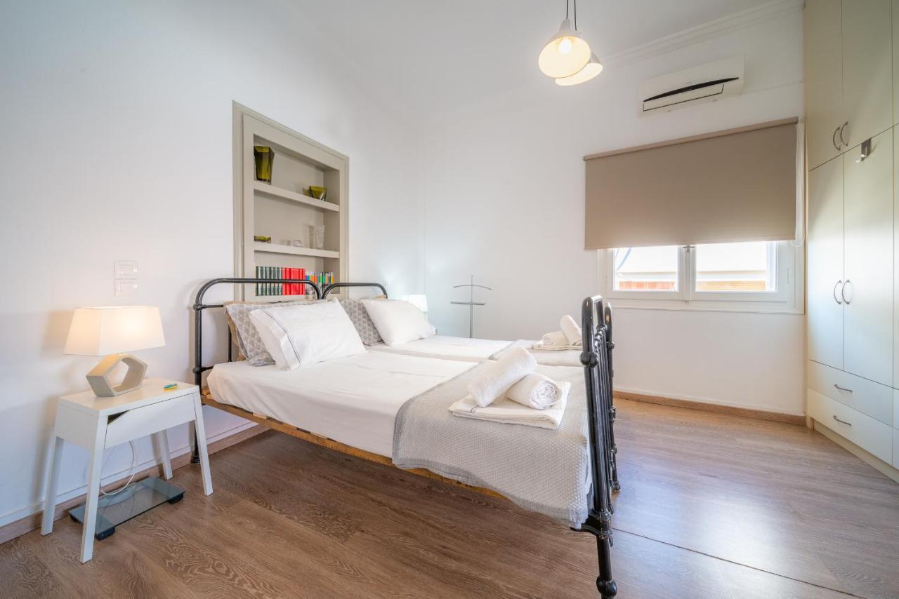Apartamento The Roof - Flat Sea View In Aegina Town Exterior foto
