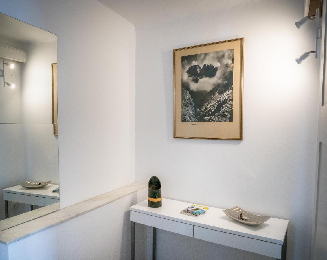 Apartamento The Roof - Flat Sea View In Aegina Town Exterior foto