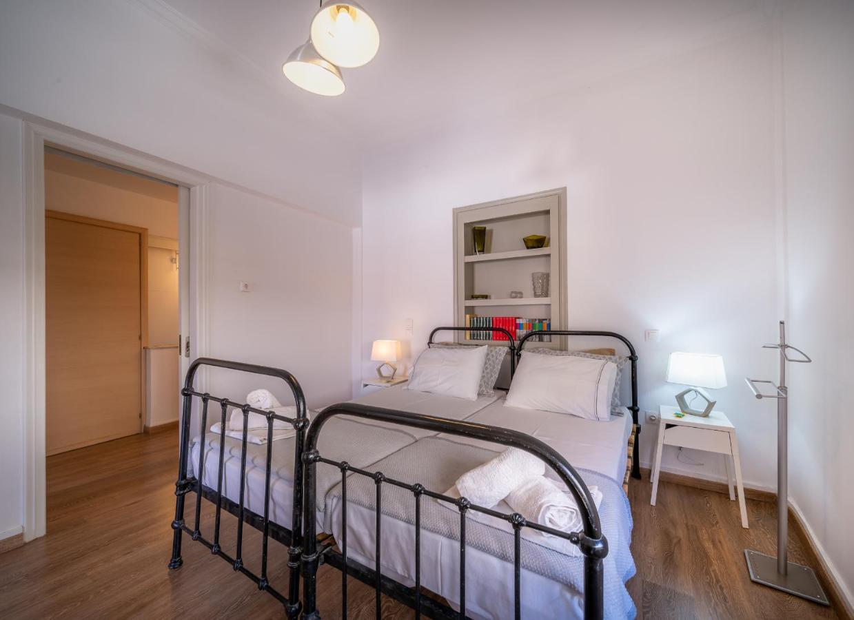 Apartamento The Roof - Flat Sea View In Aegina Town Exterior foto